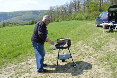 Bratwurst mit Katoffelsalat